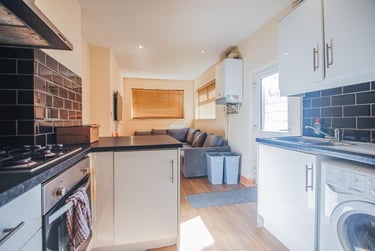 5 bed house, Alfred Street, Plasnewydd, Cardiff, CF244TY - Image 3